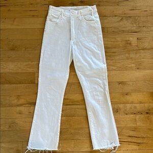 MOTHER Women's White Jeans. The hustler ankle fray